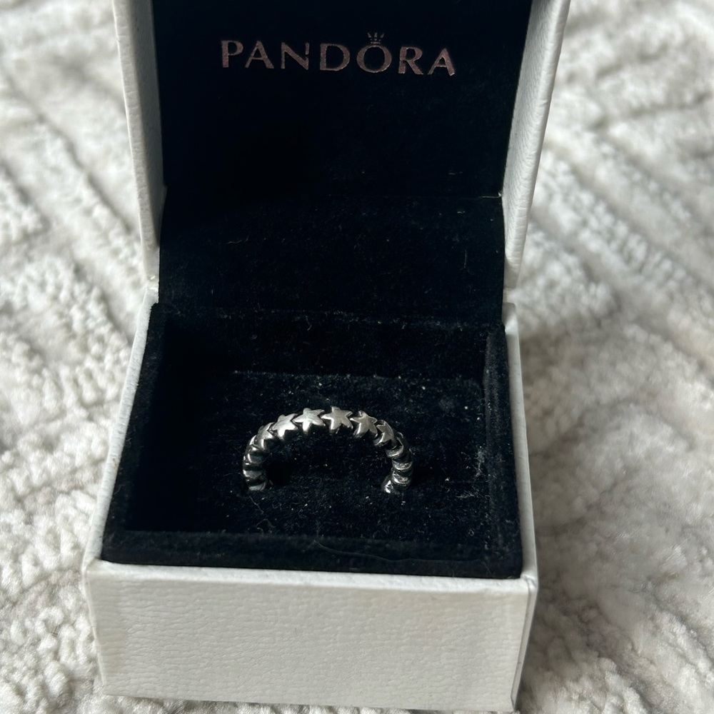 Pandora Ring